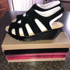 Skechers Women’s Wedge Sandals